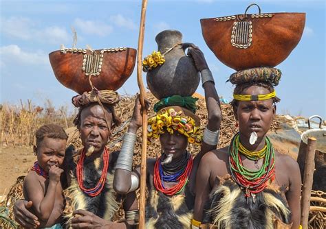 Visiting African Tribes Landosen