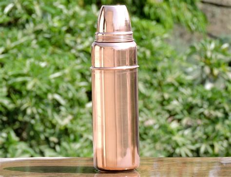 According to researchers, storing water in a copper bottle could improve your invulnerable framework, help absorption, decline wound recuperating times, and even lift your tan. Thermos Style Buy Pure Copper Yoga Water Bottle Online India