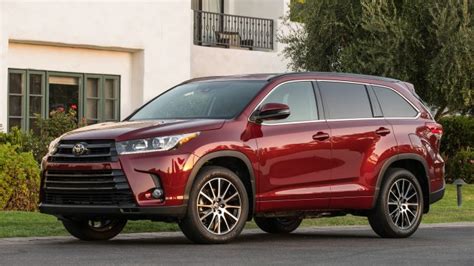 2017 Toyota Highlander Test Drive And Review Specifications Fuel