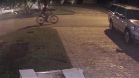 Video Shows Victims Bicyclist In Attempted Abduction Of 3 Girls In Pompano Beach Wsvn 7news