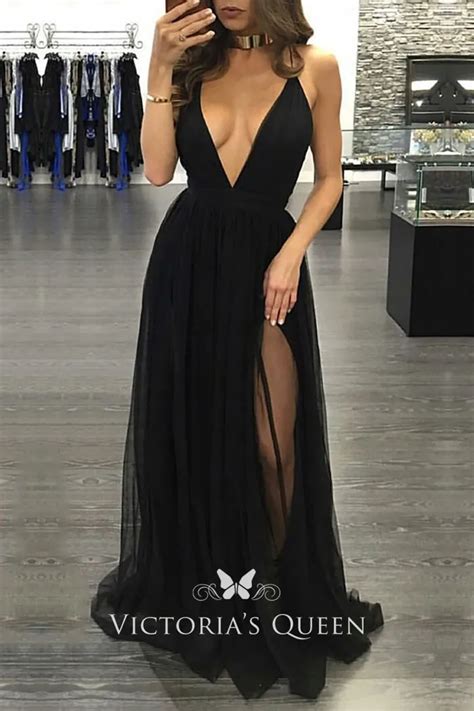 Sexy Black Tulle Plunging V Neckline Thigh High Slit Prom Dress With Spaghetti Straps