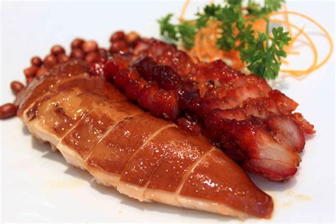 Staying true to its roots in fujian, china, putien also offers timeless dishes such as their putien lor mee (small $9.50, medium $19.00, large $28.50). Top Chinese Restaurants - Best Chinese Food in Singapore ...