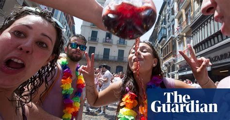 pamplona s san fermín festival begins in pictures world news the guardian