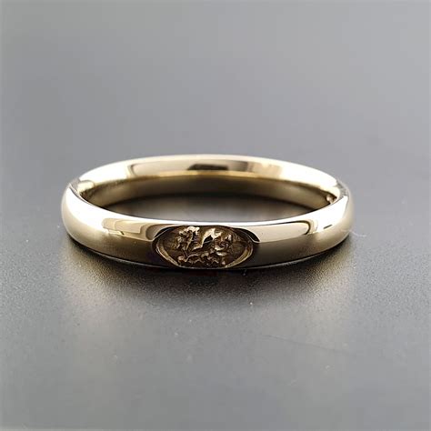 Welsh Narrow Gold Wedding Ring Gretna Green Wedding Rings