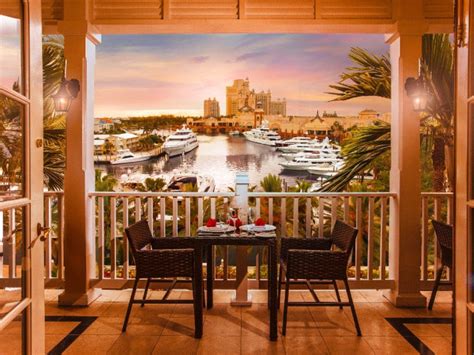 where to find fine dining in the bahamas nassau paradise island