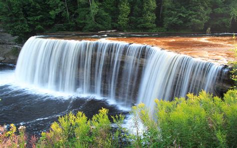 Tahquamenon Falls Michigan Upper Peninsula Waterfalls United States