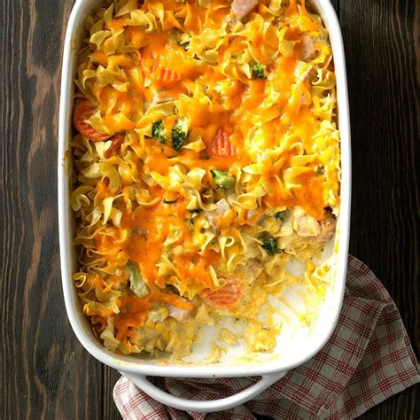 Tuna noodle casserole was no stranger to my diet growing up. 30 Casseroles for Cold Winter Nights | Ham casserole ...
