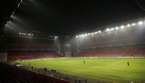 Vista en 360 grados del parken stadion en copenhague (dinamarca), que albergará encuentros de la fase final de la euro 2020.suscríbete al canal de marca. Im Parken-Stadion in Kopenhagen