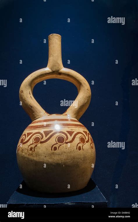 Ancient Pre Columbian Incan Inca Clay Pottery Vase Jug Artifact Artwork
