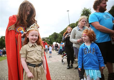 Irish Redhead Convention Sees Thousands Of Gingers Descend On Cork For Celebration Daily Mail