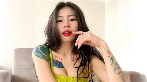 Vey Ruby Jane Sering Dirayu Artis Cowok Karena Seksi Sampai Gue Bukin
