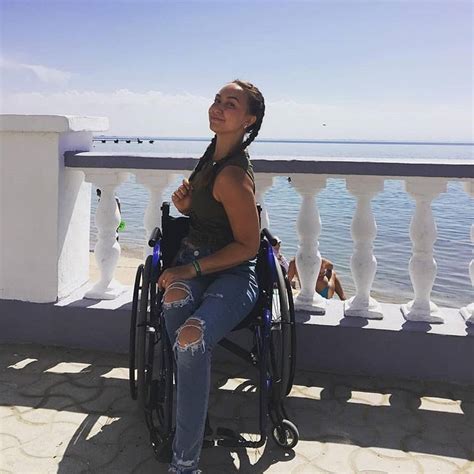 7 Pics One Leg Woman In Wheelchair And View Alqu Blog