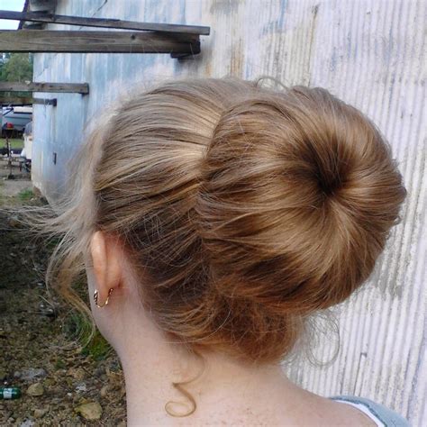 Whatsoever Things Are Lovely Sock Bun No Heat Curls Hair Tutorial