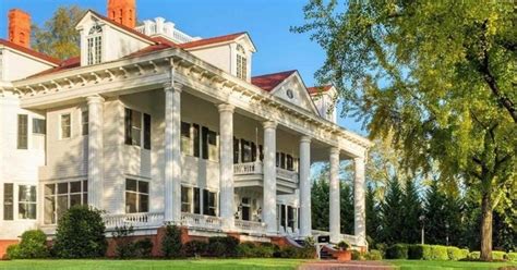 Mansion That Inspired Gone With The Wind To Be Auctioned Cw Atlanta