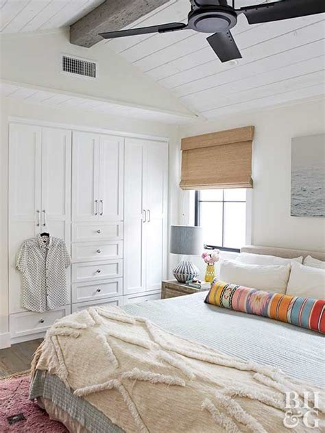 1 it's even more of a star in the bedroom, thanks to its inherently soothing, tranquil vibe that helps people feel more peaceful and fall asleep faster. Bedroom Color Ideas: Neutral Colored Bedrooms | Bedroom ...