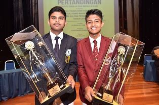 Check spelling or type a new query. DYMM Sultan Perak Saksikan Pertandingan Pidato Diraja Dan ...