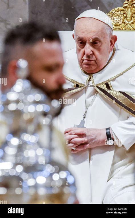 Chrism Mass Hi Res Stock Photography And Images Alamy