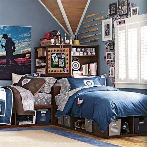 It is done up sparsely but each and every element speaks of its relevance. 30 Awesome Teenage Boy Bedroom Ideas -DesignBump