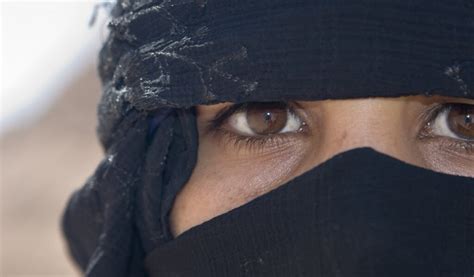 Egypt Passes Law Banning Face Veils In Public Muslim Memo