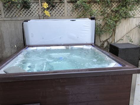 Jacuzzi J Lxl Hot Tub Insider