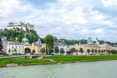 25 Classic Things To Do In Salzburg Austria Penguin And Pia