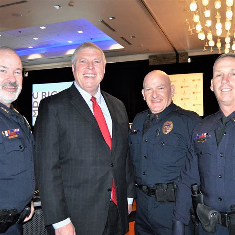 (l to r): WJ Haskins, Glendale Chief of Police; Jeff Allen, Glendale