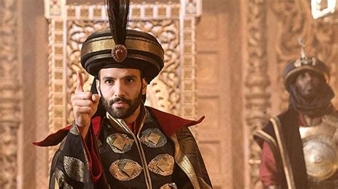 With will smith, mena massoud, naomi scott, marwan kenzari. Aladdin: la recensione del live-action Disney con Will Smith