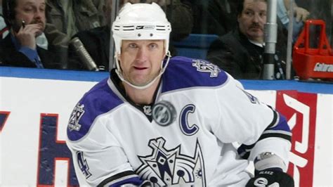 Rob Blake To Have No 4 Jersey Retired By Nhls Kings Cbc Sports