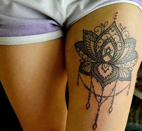 Sintético Foto Tatuajes De Flores En El Muslo Para Mujeres El último