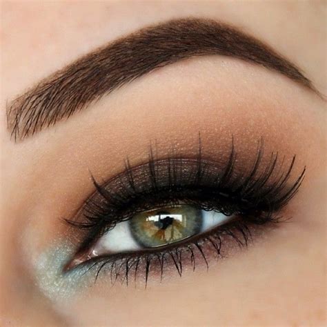 Blue eyes come alive if you stick to shadows with orange undertones, like coppers or bronzes. Pin on Makeup Follow