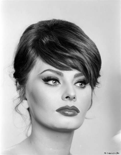 Sofia Loren Classic Beauty Timeless Beauty Beautiful Celebrities