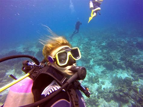 Gopro Scuba Diving A Beginners Guide Angie Away