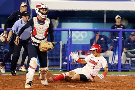 Tokyo Olympics Team Usa Softball Wins Silver Loses To Japan