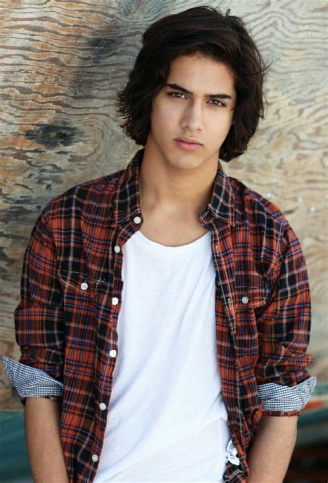 Ꮯհιᥴ᥆᥉ Ꮲᥲrᥲ Ꭲᥙ᥉ Ꮋι᥉т᥆rιᥲ᥉ Avan Jogia Beck From Victorious Victorious