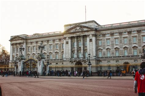 The palace is a setting for state occasions, royal entertaining, and is a major tourist attraction. Buckingham Palace The Complete Guide