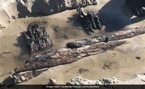 Mysterious 80 Foot Object Appears On A Beach In Us Officials Clueless