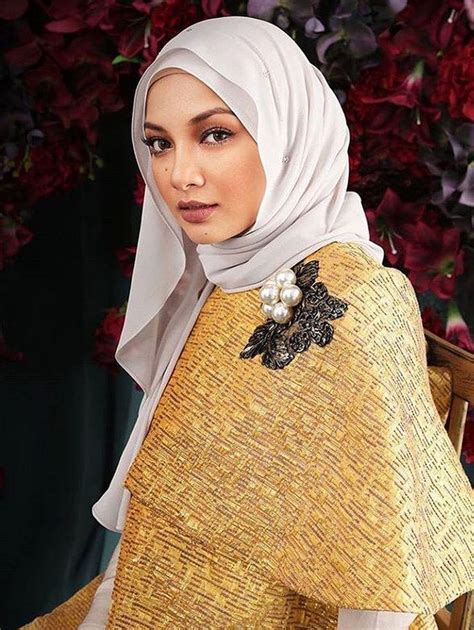 Foto Cantiknya Noor Neelofa Gigi Hadid Berhijab Dari Malaysia