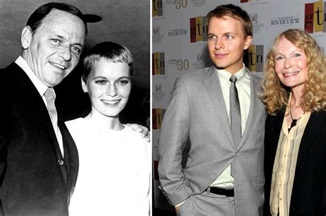 Woody Allen And Mia Farrow Ronan Farrow Un Air De Sinatra