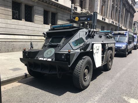 Blindado En El G20 Coches De Policía Vehiculo Policial Vehículos Blindados