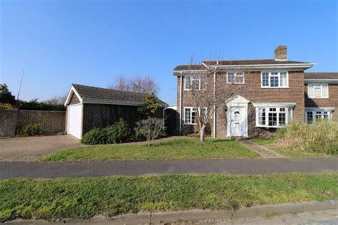 4 Bedroom Property Sold Stc Cuckoo Lane Stubbington Fareham