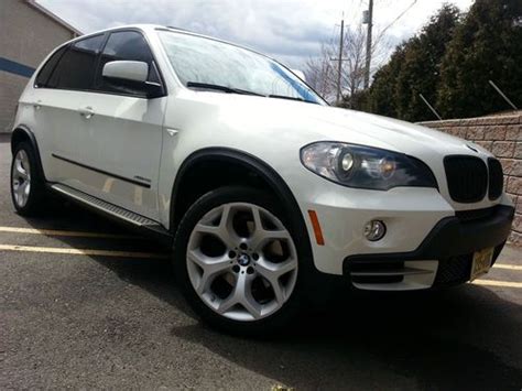 Visit cars.com and get the latest information, as well as detailed specs and features. Find used 2010 BMW X5 xDrive 48i Sport Utility 4-Door 4.8L CLEAN CARFAX!!! in Linden, New Jersey ...