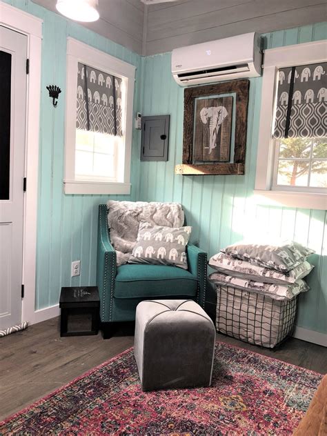 That's where plastic drawer units come in useful. Ana White | She Shed - Guest Room, Craft Room, Office ...