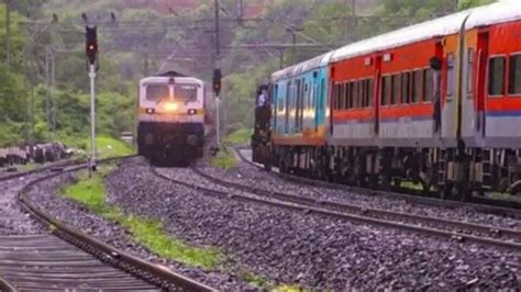 Tirupati Special Trains సికింద్రాబాద్ తిరుపతి నాందేడ్ కు ప్రత్యేక రైళ్లు South Central