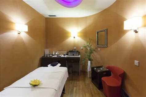 Inspired Massage Room Setup And D Cor Ideas