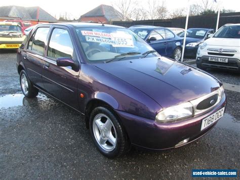5 door automatic petrol hatchback. 1999 Ford FIESTA GHIA 16V for Sale in the United Kingdom
