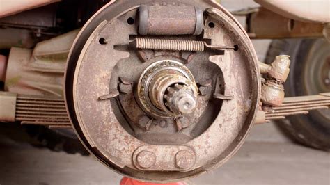 What Are Drum Brakes And How Do They Work The Drive
