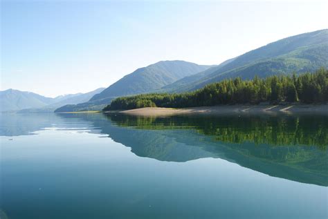 Arrow Lake Bc Canada Natural Landmarks Lake Landmarks