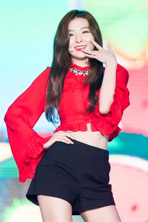 Red Velvet Seulgi Flashed Her Perfect Abs At Recent Performance Koreaboo