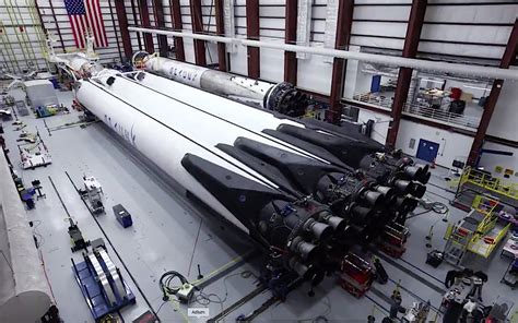 Spacex Falcon Heavy To Attempt Triple Booster Landing Autoevolution