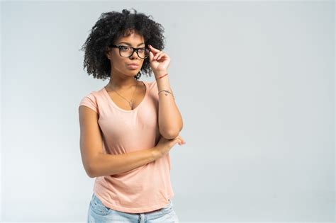 Premium Photo Portrait Of Beautiful Smiling Black Woman In Glasses